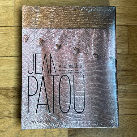 Jean Patou A Fashionable Life Book by Emmanuelle Polle - Picture 1 of 6